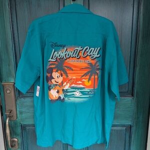 NWT Exclusive Disney Cruise Line Lookout Cay Teal Embroidered Button Up